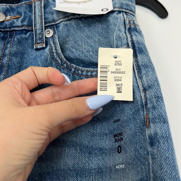 Aeropostale Ripped Mom Jeans Size 0 - Picture 2 of 3